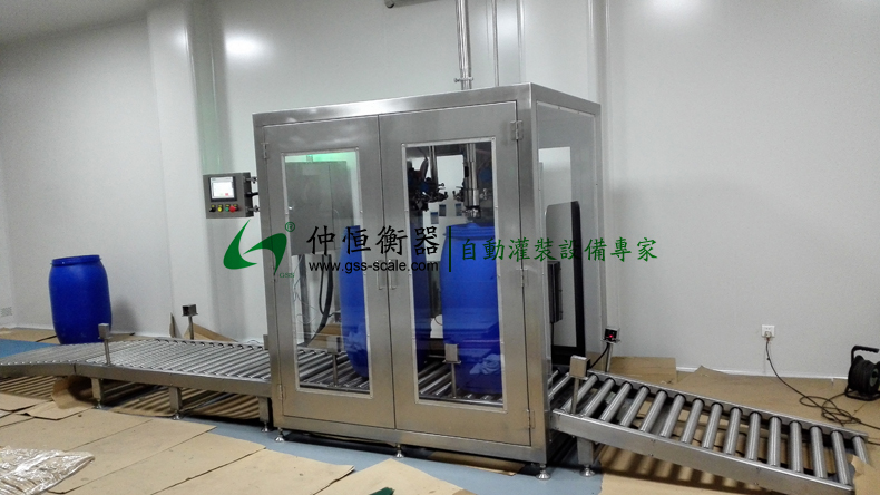 仲恒GAF-300SM自动灌装线客户现场安装展示1